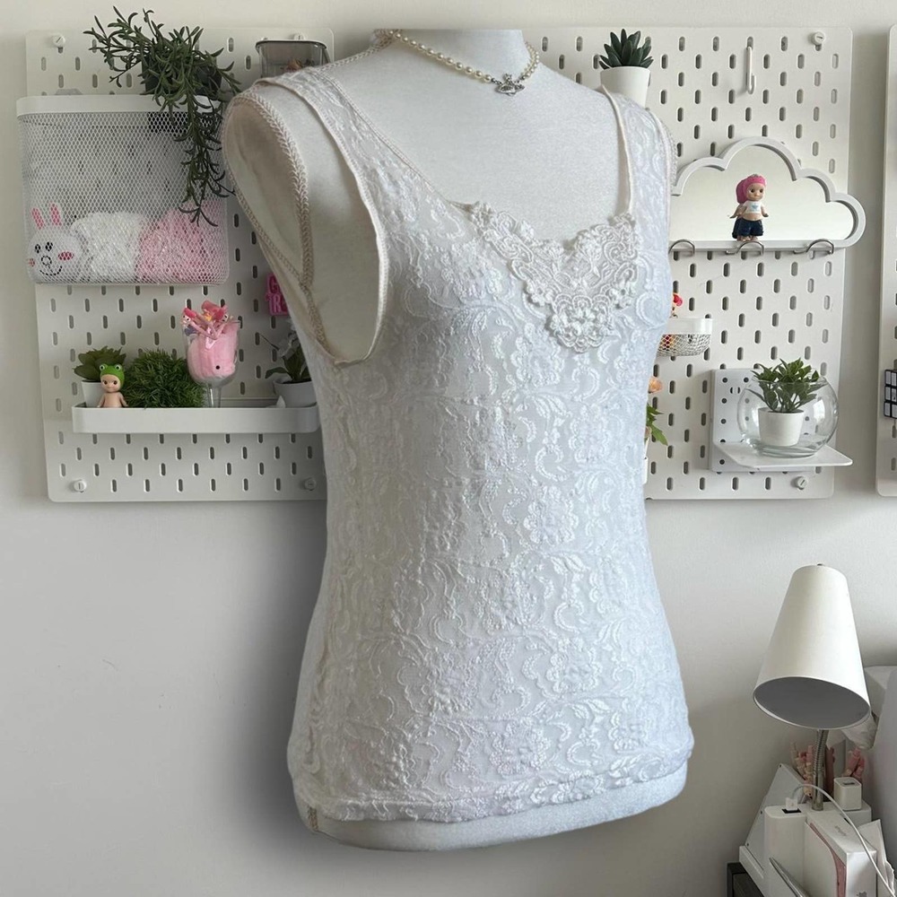 Beautiful vintage sheer lace top from Maidenform